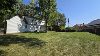 3109 Beecher Rd in Flint, MI - Building Photo - Building Photo