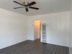 3333 Eagle Rock Blvd, Unit 3333 Apt #1 in Los Angeles, CA - Building Photo - Building Photo