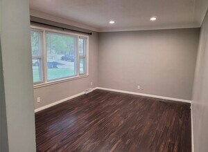 3314 68th St in Urbandale, IA - Building Photo - Building Photo