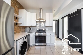 2842 W Augusta Blvd, Unit 3W in Chicago, IL - Building Photo - Building Photo