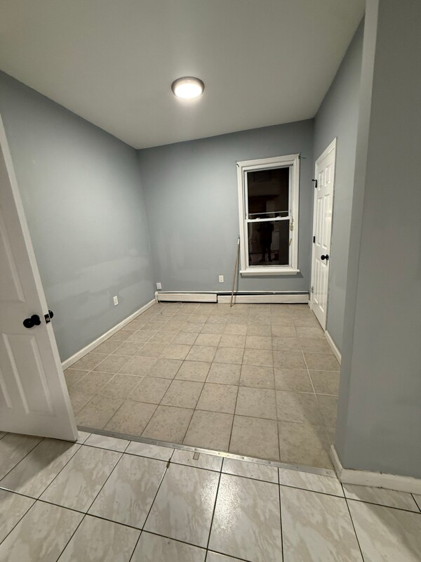 293 E 29th St in Paterson, NJ - Foto de edificio - Building Photo