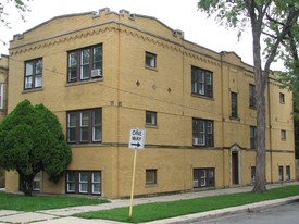 3906 W Lockwood Ave Apartamentos