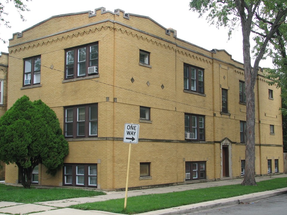 3906 W Lockwood Ave in Chicago, IL - Foto de edificio