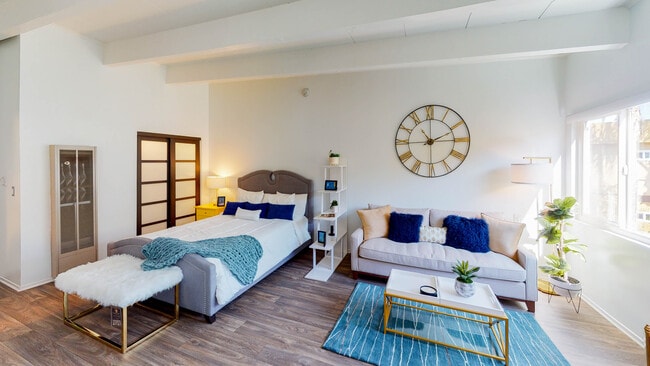The Marquee Apartments in North Hollywood, CA - Building Photo - Building Photo