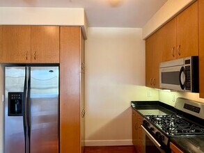 851 Van Ness Ave in San Francisco, CA - Building Photo - Building Photo