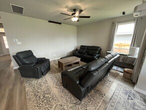 7104 McGregor Lp in Killeen, TX - Building Photo - Building Photo