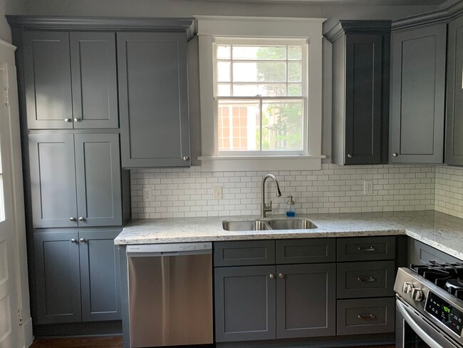 1215 Foucher St, Unit 1215, Unit 1215