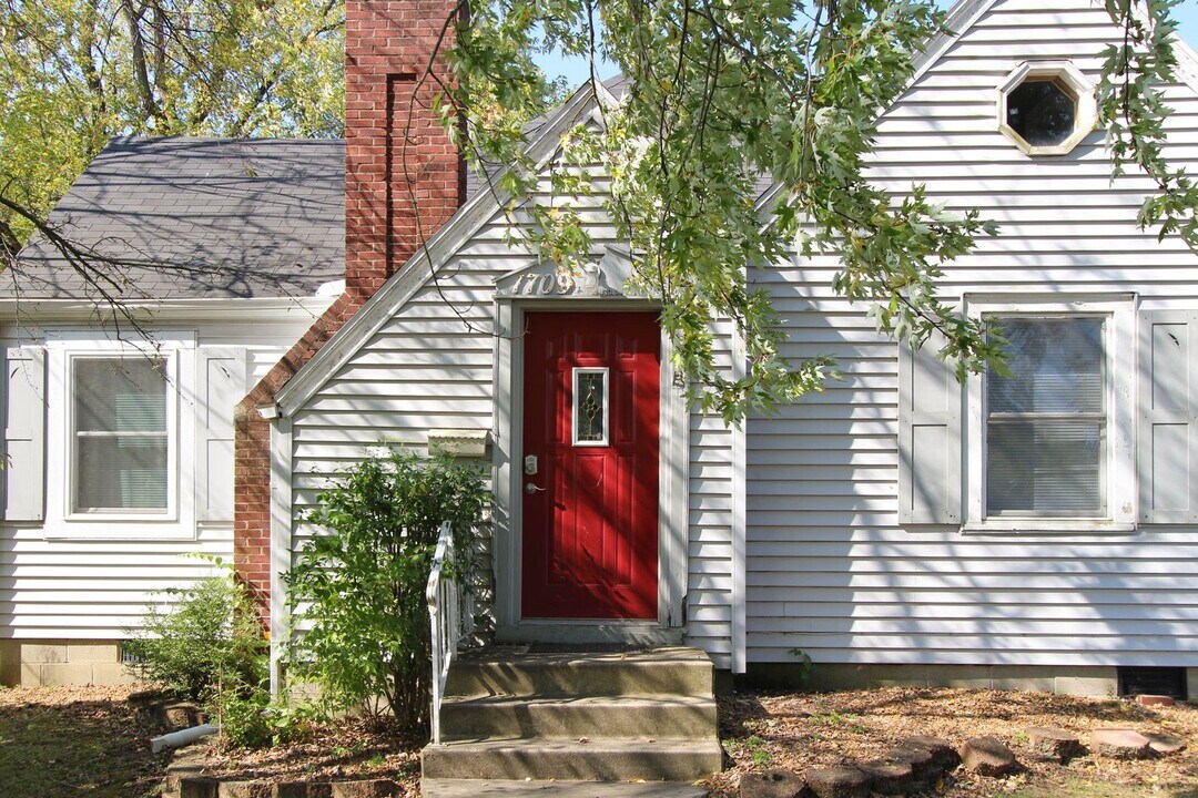 1709 N Ball Ave in Muncie, IN - Building Photo