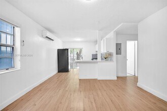 641 NW 2nd St in Miami, FL - Building Photo - Building Photo