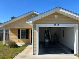 2215 K St in Brunswick, GA - Building Photo