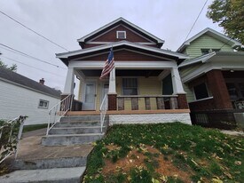 109 Daniels St in Covington, KY - Building Photo
