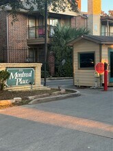 2121 Hepburn St in Houston, TX - Building Photo - Building Photo