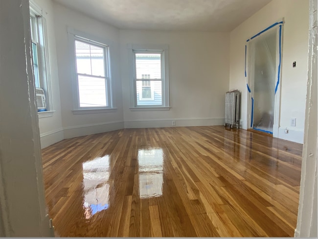 154 Washington St in Medford, MA - Building Photo - Building Photo