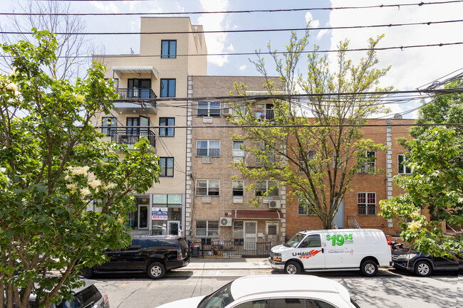 828 40th St in Brooklyn, NY - Building Photo - Building Photo