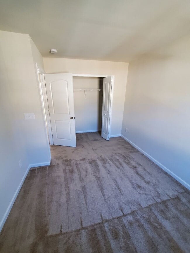 property at 7421 Sienna Heights Pl
