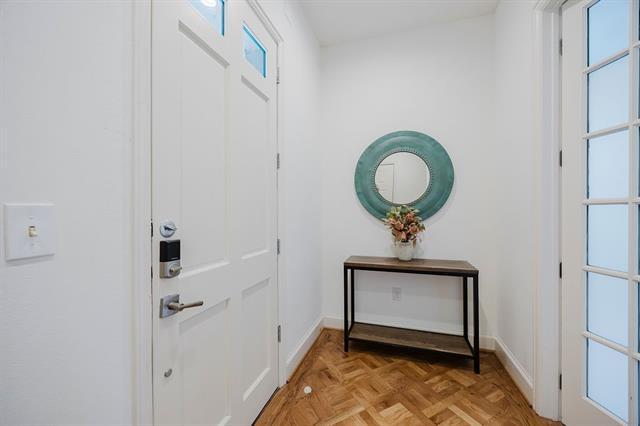 2335 Worthington St in Dallas, TX - Building Photo - Building Photo