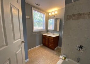 26 W Center St, Unit A in Clayton, NJ - Building Photo - Building Photo