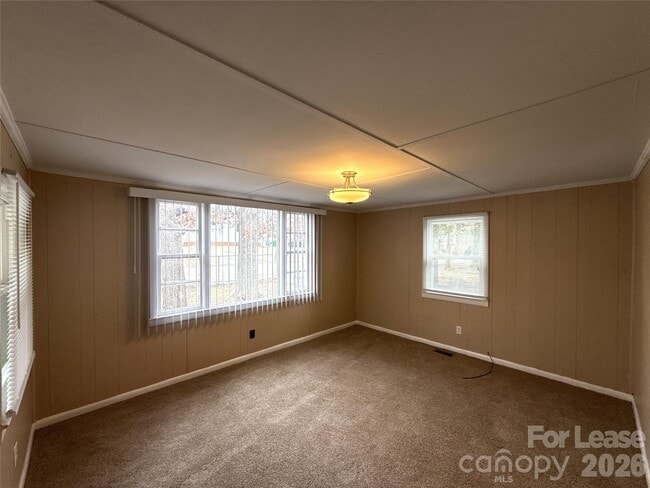 3131 Seymour Dr in Charlotte, NC - Building Photo - Building Photo