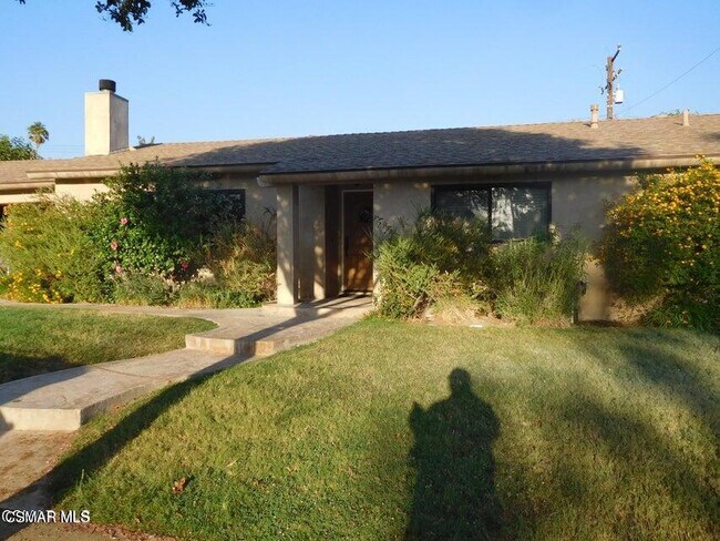 property at 3042 Waco Ave