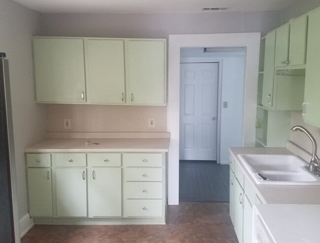 32 M.L.K. Jr Blvd in Fayetteville, AR - Building Photo - Building Photo