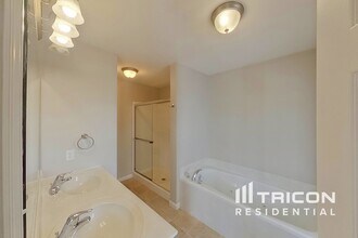 6024 New Town Dr in St. Charles, MO - Building Photo - Building Photo