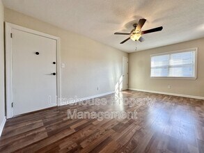 909 Leisure Square in Virginia Beach, VA - Building Photo - Building Photo