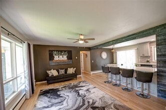 309 Woodhollow Rd in Great River, NY - Building Photo - Building Photo