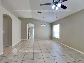 11208 Summer Star Dr in Riverview, FL - Foto de edificio - Building Photo