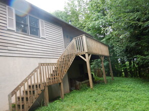 130 Stoneybrook Ct in Boone, NC - Building Photo - Building Photo