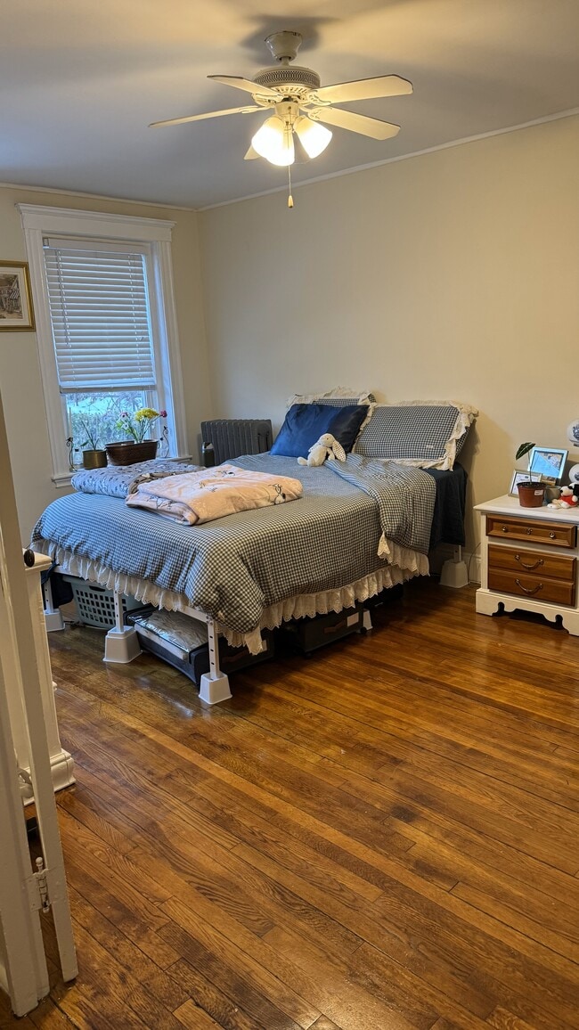 property at 90 Brainerd Rd