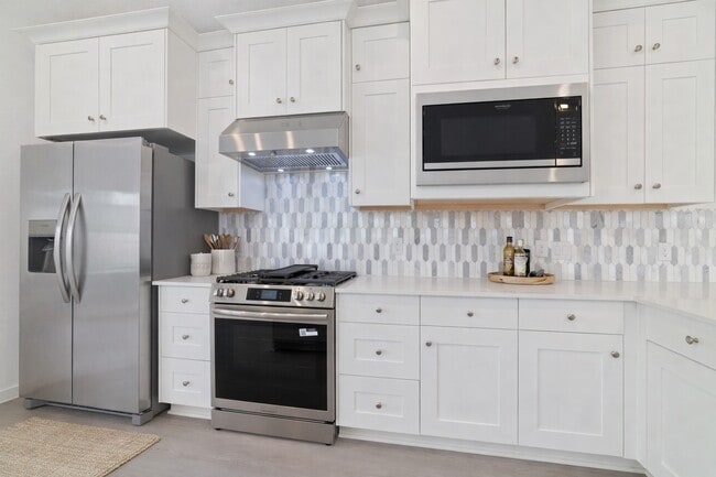 property at 6215 Twisted Knl Ct