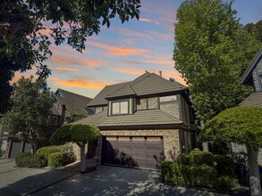 7359 Alicante Rd in Carlsbad, CA - Building Photo - Building Photo