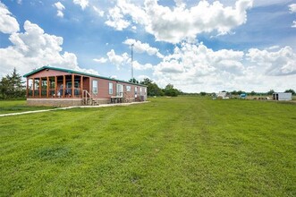 639 Co Rd 2275 in Telephone, TX - Building Photo - Building Photo