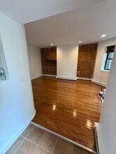 390 Riverway, Unit 2 in Boston, MA - Building Photo - Building Photo