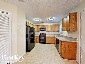 6816 Dalmation Cir in Plano, TX - Foto de edificio - Building Photo