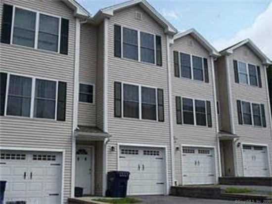 41 Palmer St in Norwich, CT - Foto de edificio