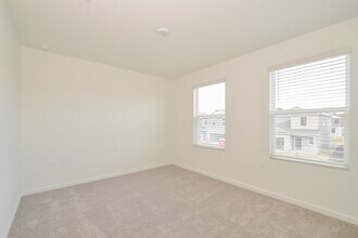 4405 River Beacon Blvd in Davenport, FL - Building Photo - Building Photo