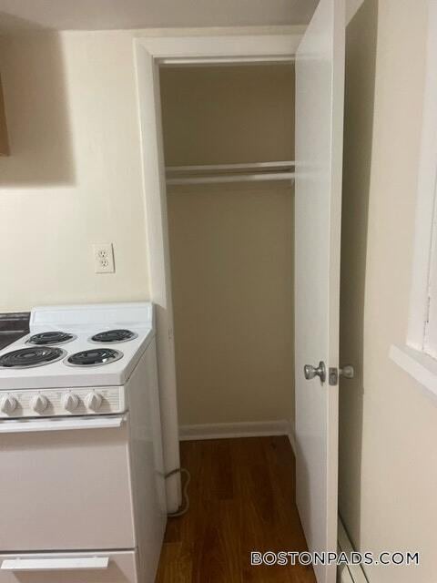 53 S Huntington Ave