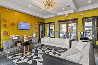 Trillium Terrace in Austin, TX - Foto de edificio - Lobby