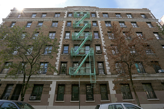 310 Convent Ave in New York, NY - Building Photo - Building Photo