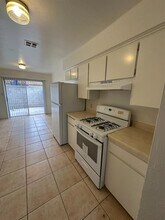 471 Minnewawa Ave in Clovis, CA - Building Photo - Building Photo