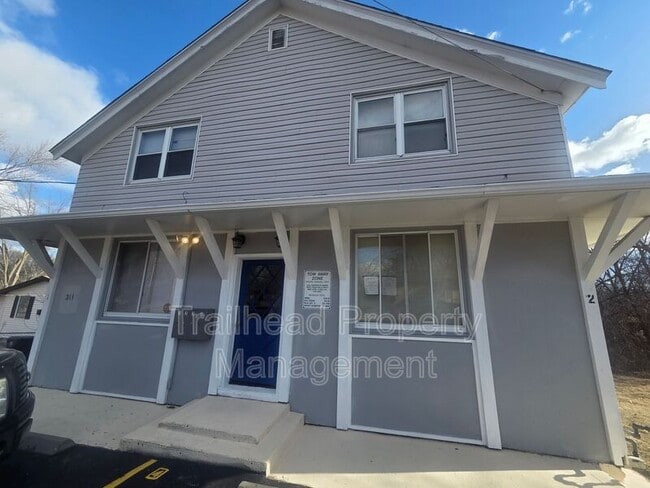 property at 3115 S Forest Ave