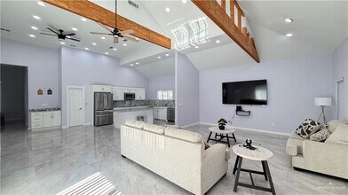 30 Lilac Ave in Palmview, TX - Building Photo - Building Photo