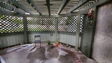 2060 E 5th St, Unit Bedroom with Balcony in Ontario, CA - Building Photo - Building Photo