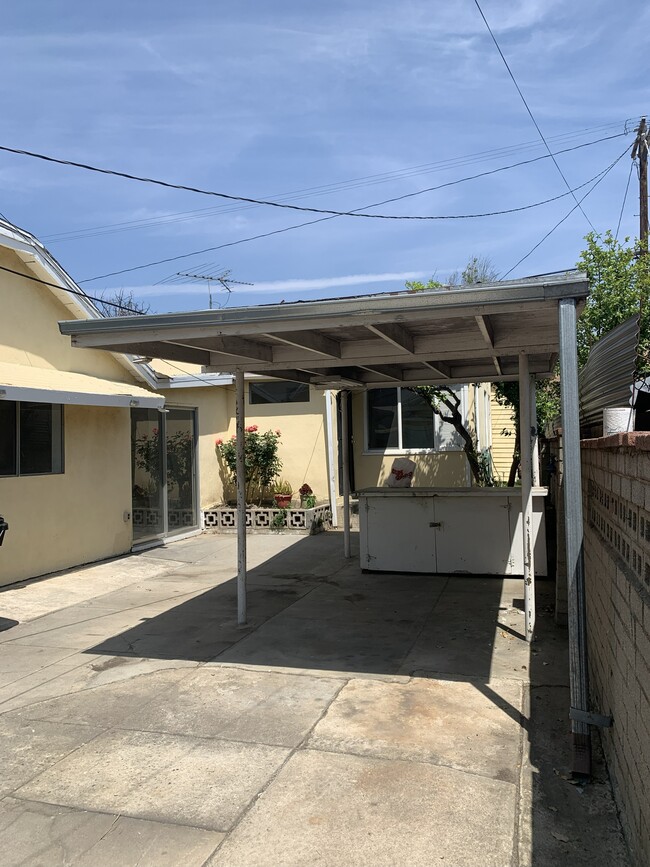 property at 3847 Brunswick Ave