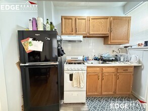 160 Strathmore Rd, Unit 6 in Boston, MA - Building Photo - Building Photo