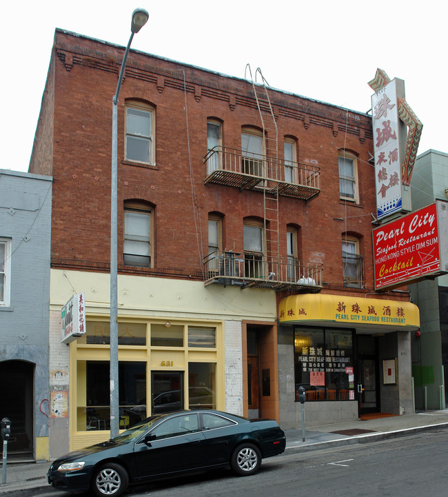 631-641 Jackson St