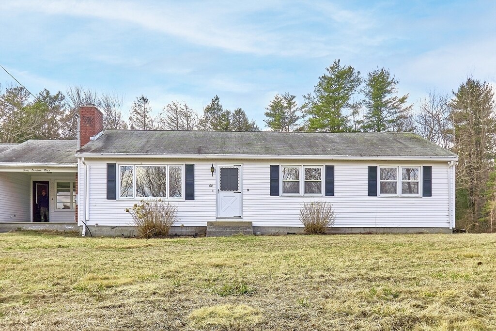 60 Overlook Rd in Westminster, MA - Building Photo