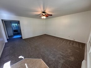 1111 US-41 in Gurnee, IL - Building Photo - Building Photo