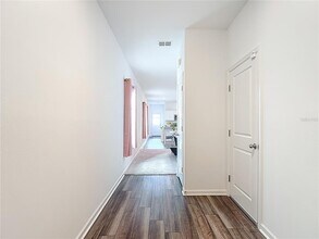 38345 Honey Suckle Dr in Dade City, FL - Building Photo - Building Photo